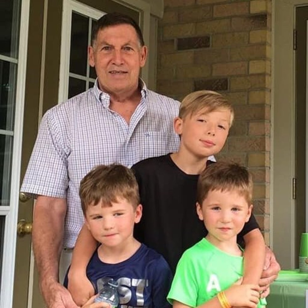 Meet your Posher, Deena